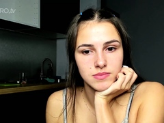 Amateur Webcam Teen Flashes Masturbates