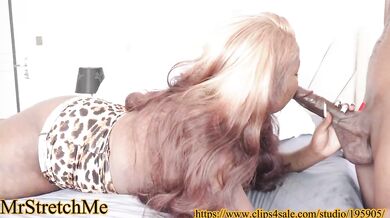 Raw rough doggystyle pushes amateur couple to wild cumshot