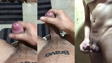 Me masturbando até gozar no banheiro de casa