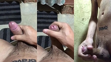 Me masturbando até gozar no banheiro de casa