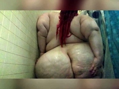 Amateur redhead shaves and masturbates