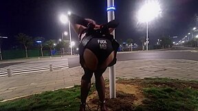 Public Self-bondage Placement （11）