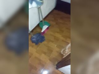 mi hermanastra está deliciosa