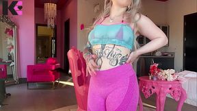 All You Deserve For Valentines Day is My Innie Belly Button: Sunlit Femdom Finger Fuck
