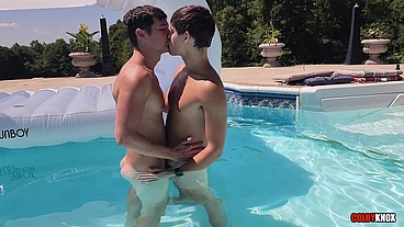 Fun in his Buns RAW