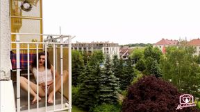 Hot Polish Tranny Spreads Massive Ass on Public Balcony Gushes Cum