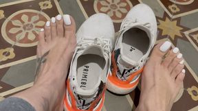 Sweaty feet after a walk (MP4-HD 1080p)