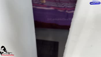 SriLankaHotSex: Step Sis Temptation in Sri Lankan XXX