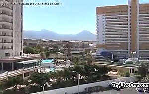 Kitten takes selfies at trylivecam