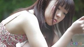 Sensual Japanese Babe's Lingerie Tease Outdoors