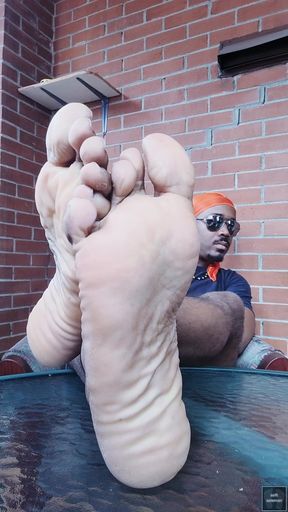 Cross and Uncrossed Soles (2025)