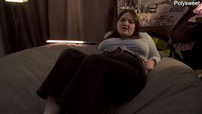 Joi Cei, worship the mistress's feet and her strap-on