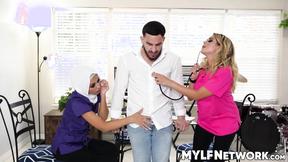 ”Boner Peter Green let blonde nurse Vivianne DeSilva jerk & sucks his big dick”