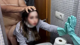 Stepdad fucks me in the bathroom while I was cleaning