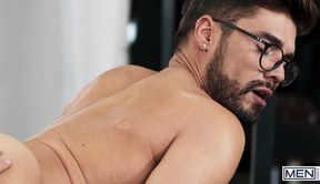 MEN - Dann Grey Watches Papi Kocic Posing For A Photoshoot And Wonders What His Cock Would Feel Like