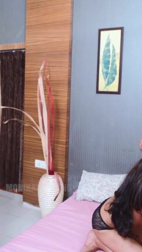 Indian hot porn star jazz first Anal sex video fucking with musclear boy with huge cock   Clip 1