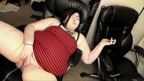 BBW Porn Addict Has Her First Multiple Orgasm