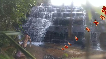 Bruxo Fire e BombomD4 flagrante na cachoeira!!! "Sem Cortes"