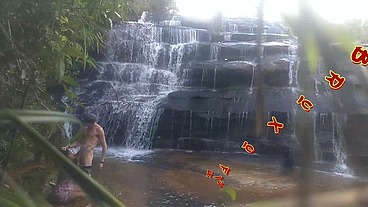 Bruxo Fire e BombomD4 flagrante na cachoeira!!! "Sem Cortes"