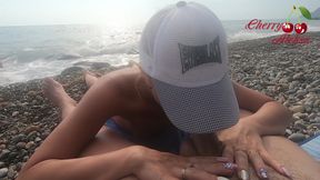 Anal is always a good idea even on the beach - Amateur POV video