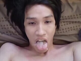 FagTeetajet Thai Gay Drinking my own cum, cumming in my face