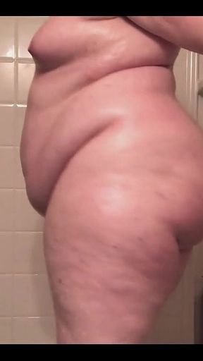 Teasing My Wet and Oily Pussy
