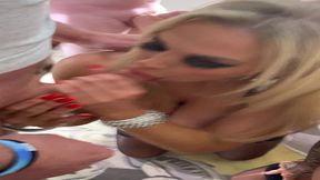 fan blow bang with rebecca more and sophie anderson!