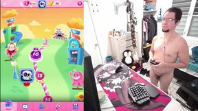 HORNY NAKED MAN PLAY CANDY CRUSH SAGA #2