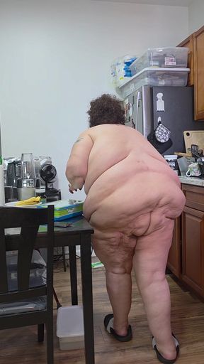 Nude housecleaning pt 2