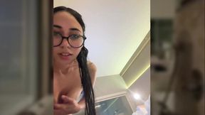 essa novinha adora provocar