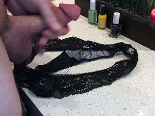 victoria's secret pants make me cum thick