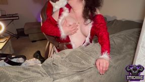 Santa Running Late TS Nathalie Presley