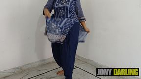 Indian Gasti Nude Mujra on Punjabi Song