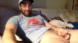 Handsome pope hung wanking his tool on cam
