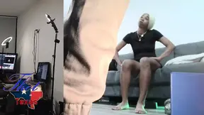 Hoodmilf- Bored She Cant Find Dick to Fuck Her