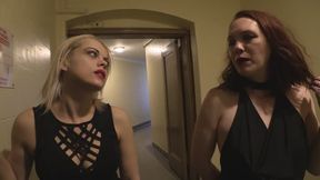 Vampire Eve on Blondes 853 4