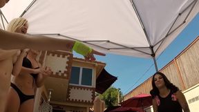 TEENGONZO Alessandra Noir & Cali Carter take it like champs with Bonnie Rotten