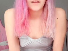 Amateur Webcam Teen Masturbates And Teases