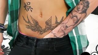 Ink-Drenched Hunk Jacks Off While Anal Play with Dildo