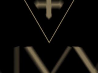 Mastix gotica apre il culo dello schiavo graclle