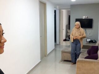 My stepbrother's visit ends up putting naive Muslim hotties to suck wang part 1