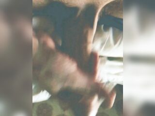 UpsideDownWankWithSlowMotionCumShot