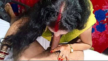 नयी शादी शुदा लड़की ने सौतेले भाई का लड पकड़ लिया और चूसने की जिद करने लगी