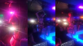 petite danse sensuelle nue et harnais ouverts lors de mon show porn !!!!