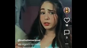 Novinha dan&ccedil_ando funk