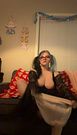 Chubby emo girl plays with herself