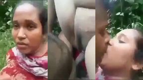 Auto chalok bua ke jhop jhar a niye jobordosti bhabe chode