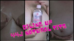 OILING UP 44J NATURAL TITS HD 1080P