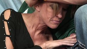 mature slut likes big cock !