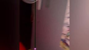 une soiree en club libertin : room tour-pipe-baise duree 5 minutes disponible...